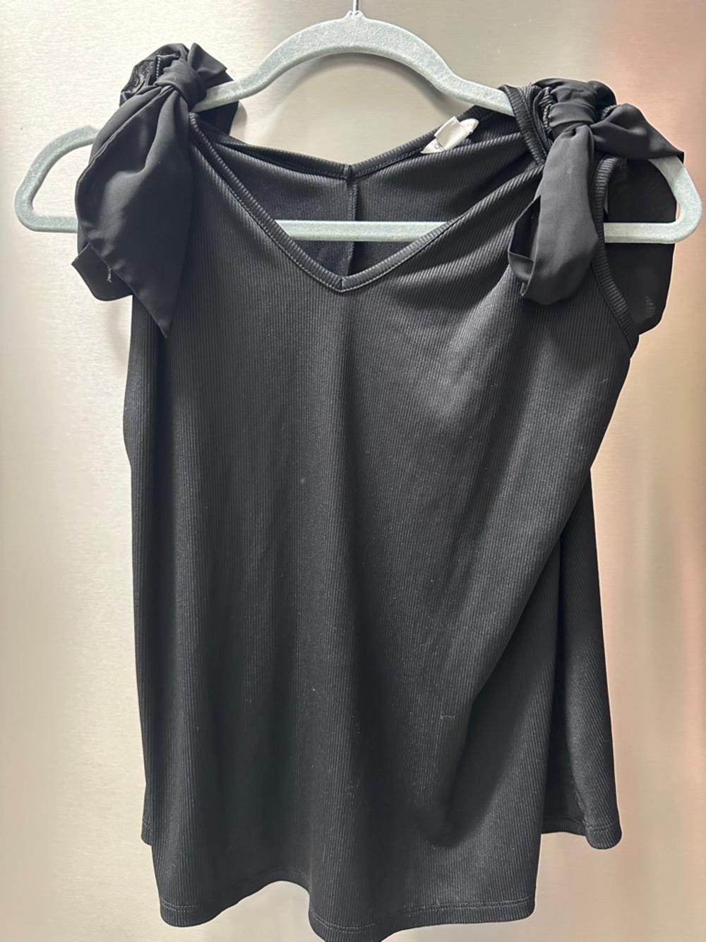 Cato Black Tie-Shoulder V-Neck Tank Top